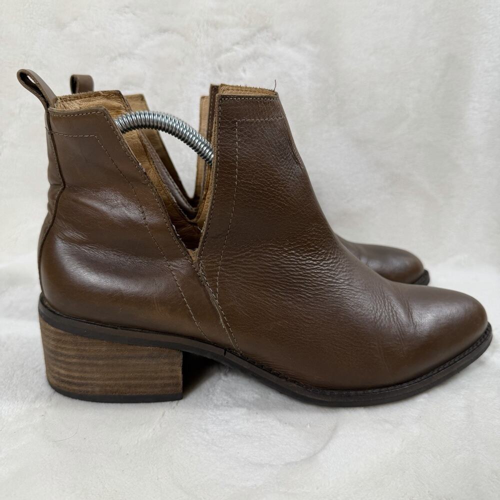 Diba Brown Leather Cutout Ankle Boots Women’s 9.5 Western Chelsea Block Heel - Picture 2 of 11